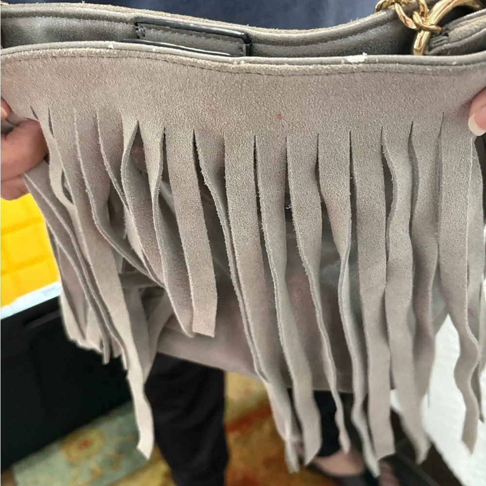 Elegant Expressions NYC Gray Fringe Crossbody Bag - Picture 5 of 5